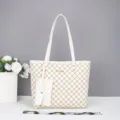 Grosse Kapazitat Monogramm Pendler Tote Tasche mit passender kleiner Tasche und Schal. - Weiß