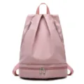 Zaino fitness in tessuto oxford rosa con scomparto bagnato asciutto e porta scarpe. - Rosa