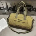 Khaki sports duffel bag for gym, large capacity travel luggage bag with shoulder strap. - 39*22*22 / Green