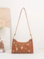 Detailansicht der eleganten braunen Umhängetasche mit filigraner Blumenstickerei. - Floral Bestickter Stil (FS-080) / Braun