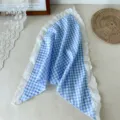 Blaues Vichy-Karos Rüschen Spitze dreieckiges Kopftuch, süßer retro pastoraler Haarschmuck. - Blau