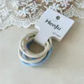 Minimalistische badstof haarelastiekjes set, beige en blauwe elastische haarbanden. - Blauw en Wit