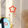 Pendente acchiappasole a stella in cristallo con perline rosse e prismi per finestre e giardino - Rosso con Stelle