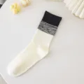 Calcetines de tubo medio para mujer con diseño de bloque de color, algodón cómodo diario. - Talla única / Puño de calcetín negro