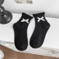Calcetines cortos negros con volantes y lazo blanco para mujer, calcetines de algodón chic. - Talla única / Negro