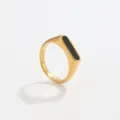 Bague chevalière en acier inoxydable doré avec insert noir design minimaliste pour hommes - Or (No 01091)