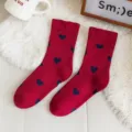 Chaussettes d'hiver épaisses et chaudes pour femmes avec motif de cœur, coton bouclé. - Taille unique / Rouge