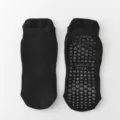 Black non-slip yoga socks for women, breathable cotton pilates fitness sports socks. - One Size / Black