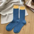 Herren Winter Warme Wolle Farbblock Mittlere Socken in Blau Gelb Gemütliche Strickwaren - Einheitsgröße / Blau
