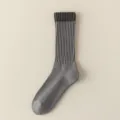 Chaussettes mi-mollet éponges bloc de couleur élégantes pour hommes automne hiver. - Taille unique / Gris foncé