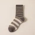 Damen dicke gestreifte thermische Winter Crew Socken kuschelig gefütterte warme Strümpfe - Einheitsgröße / 445 Dunkelgrau Kaffee Feine Streifen