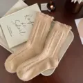 Gemütliche Strick-Wollsocken mit Rüschen für Damen, warme einfarbige Wintersocken lang. - Einheitsgröße / Khaki