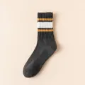 Herren dicke Frottee Mittelsocken Freizeit College Stil grau gestreifte warme Socken Alltag - Einheitsgröße / Dunkelgrau