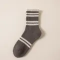 Damen gestreifte Pluesch dicke mittelhohe Socken kuschelige Winter Waerme Fuesse alltaeglich - Einheitsgröße / 446 Grau Basis Sechs Streifen