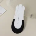 Women invisible half palm socks, anti-slip ice silk shallow mouth socks with transparent straps - One Size / Black