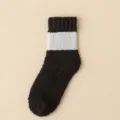 Herren Winter Plüsch Thermo Mittelsocken kuschelige gestreifte Flauschsocken schwarz weiß - Einheitsgröße / Schwarz