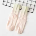 Farbverlauf Anti-Rutsch Yoga Socken für Damen, atmungsaktive Baumwoll Sportsocken. - Einheitsgröße / Grüner Sockenbund