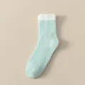 Calcetines mullidos de forro polar coral para mujer, calcetines de invierno suaves y cálidos. - Talla única / Verde