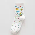 Chaussettes mi-hautes en coton pour femmes motif ours dessin animé, style japonais décontracté. - Taille unique / Maison du soleil