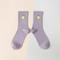 Belle calze viola con ricamo di limone giallo, perfette per l'uso quotidiano comodo. - Taglia unica / Grigio