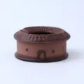Kreativer Ton Aschenbecher im Hakka-Tulou-Stil, einzigartiger runder Keramik-Ascher als Deko - Farbige Keramik