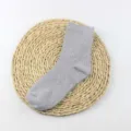 Einfarbige Damen Rippen Wadenstrümpfe lässige atmungsaktive Baumwollsocken für den Alltag. - Einheitsgröße / Grau