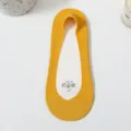 Yellow ice silk shallow invisible socks for women, anti-slip cotton bottom summer socks - One Size / Yellow