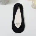 Summer ultra-thin ice silk low cut invisible boat socks for women, solid color cotton bottom. - One Size / Black