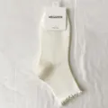 Calcetines cortos lisos para mujer con ribete de volantes calcetines de algodón - Talla única / Blanco Leche