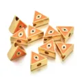 Abalorios de aleación de ojo malvado esmaltado triangular para pulseras collares hechos a mano. - Estilo Triángulo (PJ065) / Naranja