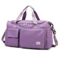 Lila Reisetasche mit grossem Fassungsvermoegen, Sporttasche und Fitnesstasche Damen. - Lila