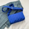 Modische gesteppte Umhängetasche Puffer Bag Damen weiche Nylon Schultertasche Streetwear - Blau
