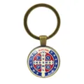 Antiker St. Benedikt Medaillon Schlüsselanhänger mit Bronzering und Glas Cabochon. - Bronze Stil 7