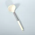 Silikon Suppenkelle Cremeweiß mit Edelstahlgriff Küchen Kochlöffel für den Haushalt - Cremeweiße Silikon-Schöpfkelle mit Griffhülle