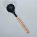 Louche à soupe en silicone avec manche en bois antiadhésif résistant à la chaleur - Noir