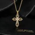 Goldene Kreuz Anhänger Halskette mit Zirkonia für Damen elegante Schlüsselbeinkette Ansicht - Zirkonia Kreuz Halskette / Gold