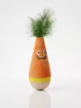 Jouet culbuteur interactif en peluche en forme de carotte avec une plume verte - Famille Elfe Culbuto (Gros Orange)