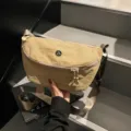 Casual νάιλον τσάντα χιαστί μισοφέγγαρο για γυναίκες, κομψή μινιμαλιστική τσάντα ώμου. - Χακί