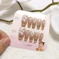 Uñas postizas artesanales con flores blancas 3D, degradado cat-eye y pedrería brillante. - S / Paquete de Tarjeta Estilo Pegamento de Gelatina
