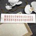 Gradient cat-eye press-on nails set, 30 pieces assorted sizes light pink fake nail tips. - 30 Packs / Light Pink