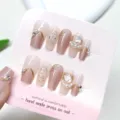Uñas postizas hechas a mano con perlas, pedrería y elegante diseño de efecto espejo. - XS (Extra Pequeño) / Estilo de Gel de Gelatina en Envase de Cartón - Chayan Yuese