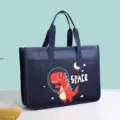 Bolso de mano impermeable para estudiante A4 lindo dinosaurio lienzo bolsa de documentos - Dinosaurio Espacial