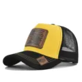 Zomerse mesh baseballpet met gele frontpanelen en een stijlvolle lederen patch logo. - Zwart Geel Contrast Zwart Gaas