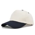 Vista detallada gorra de béisbol 5 paneles con visera azul oscura y ojales de ventilación. - Ajustable / Azul marino