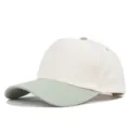 Classico berretto da baseball a 5 pannelli con corona beige e visiera verde per ogni giorno. - Regolabile / Verde chiaro