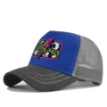 Primo piano del cappellino trucker blu e grigio con patch stampata Mama e retro in rete. - Regolabile / Grigio Scuro/Blu