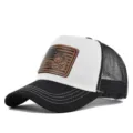 Schwarz-weiße Trucker Cap mit Mesh-Rücken und Tiger USA Flagge Leder-Patch für den Sommer. - Schwarz und Weiß mit Schwarzem Netz