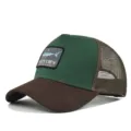 Sommer Mesh Baseballcap mit gruener Front, braunem Schirm und markantem Hai Bestickungswappen. - CM715-27 Kaffee & Grün mit Kaffeemasse / Verstellbar