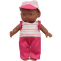 Primer plano detallado de la bonita muñeca de bebé africana de 5,5 pulgadas con sombrero. - Estilo Set Rayas Rosa Verde (ST-Q5-008B)