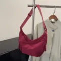 Bolso bandolera de nylon de moda para mujer, bolso de hombro informal de gran capacidad. - Rojo